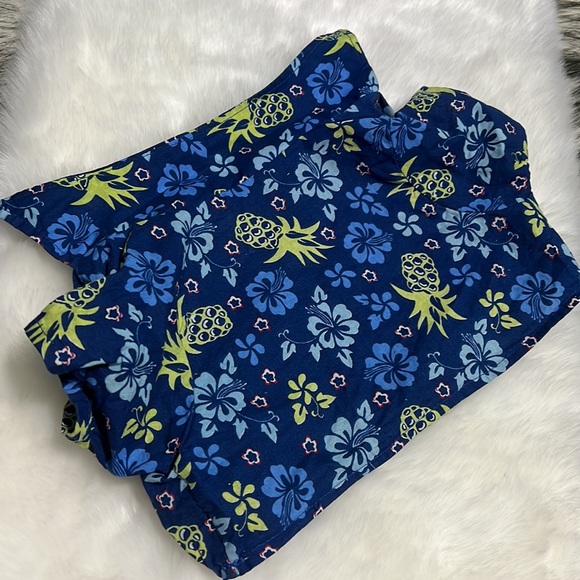 Boots & Barkley Canine Hawaiian Cotton Shirt with Lei Collar S - Picture 9 of 10